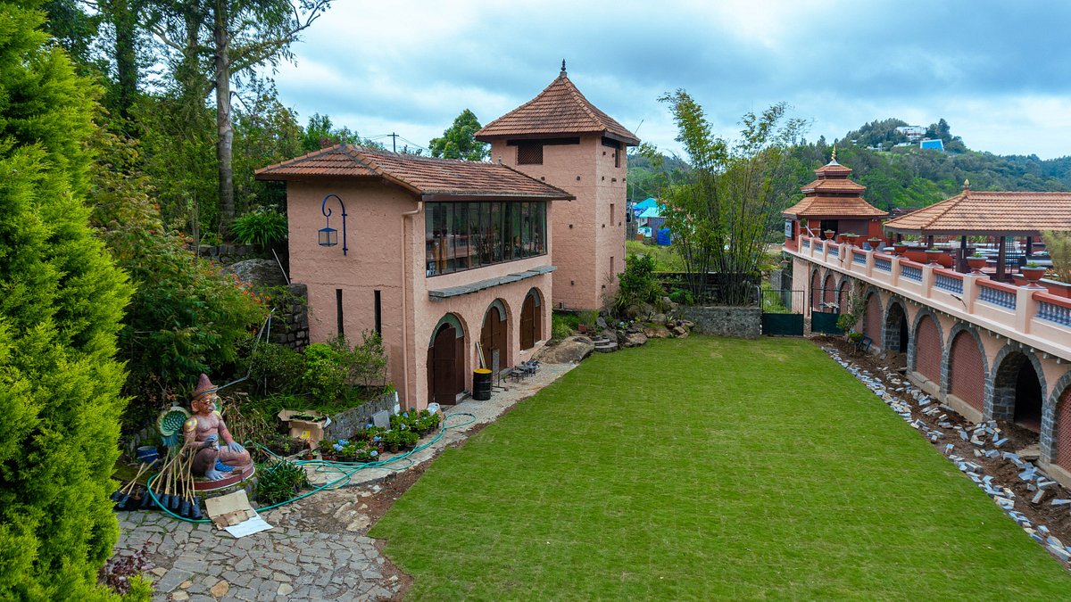 Best stay with family MAngo Hill Review